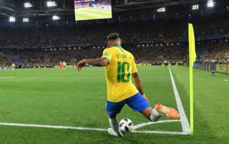 巴西世预赛大名单最终阵容 费利佩顶替本菲卡后卫入选