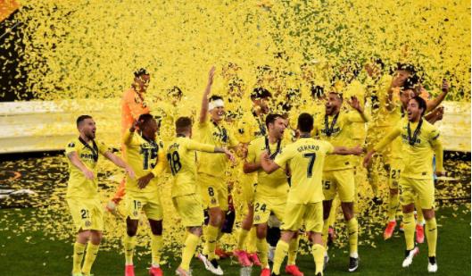 见证黄潜创造历史时刻 比利亚雷亚尔首次欧联杯夺冠