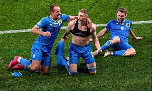 欧洲杯乌克兰首次晋级八强：欧洲杯乌克兰淘汰瑞典