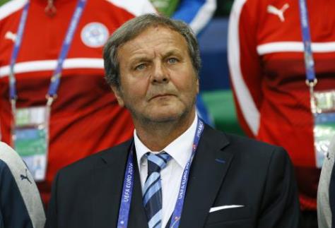 2021欧洲杯斯洛伐克队主教练 欧洲杯E组斯洛伐克主教练