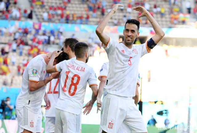 欧洲杯西班牙5-0斯洛伐克：门将乌龙送礼斯洛伐克杯淘汰